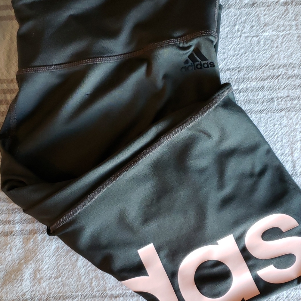 Adidas leggings